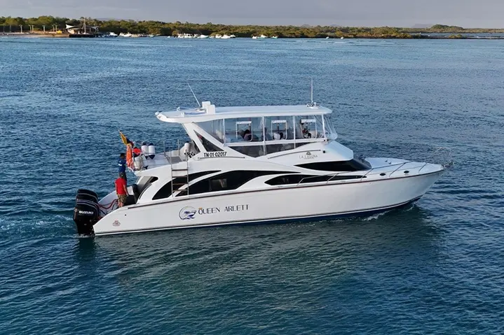 ferry galapagos routes