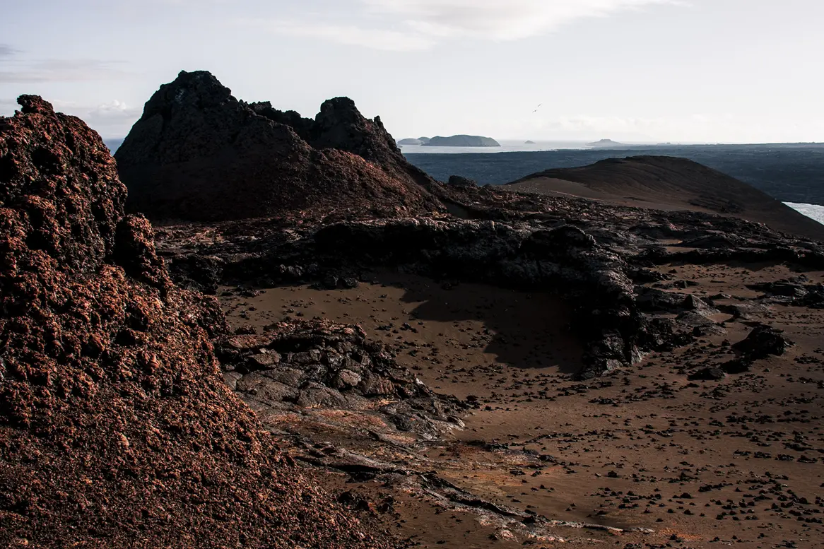 galapagos volcanoes